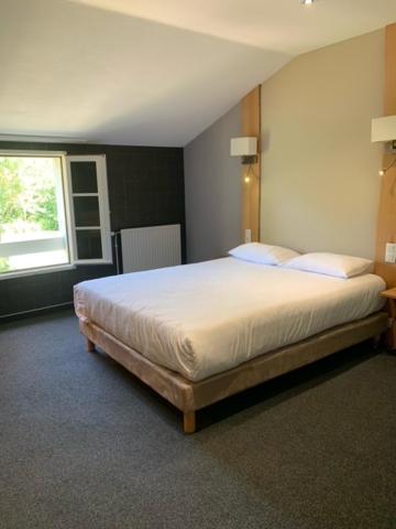 Logis Auberge De La Riviere Les Velluire-sur-Vendee Exteriör bild