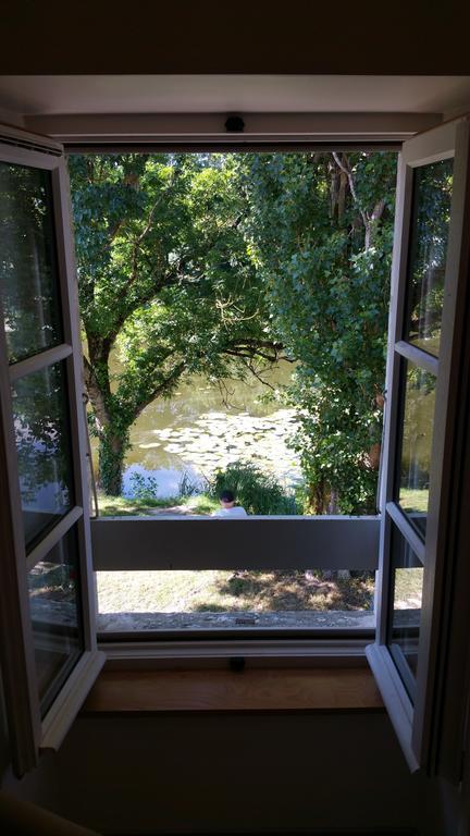 Logis Auberge De La Riviere Les Velluire-sur-Vendee Exteriör bild