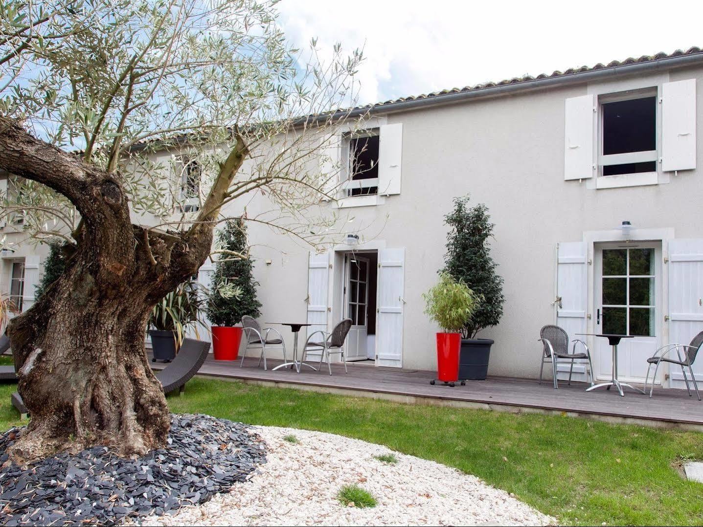 Logis Auberge De La Riviere Les Velluire-sur-Vendee Exteriör bild